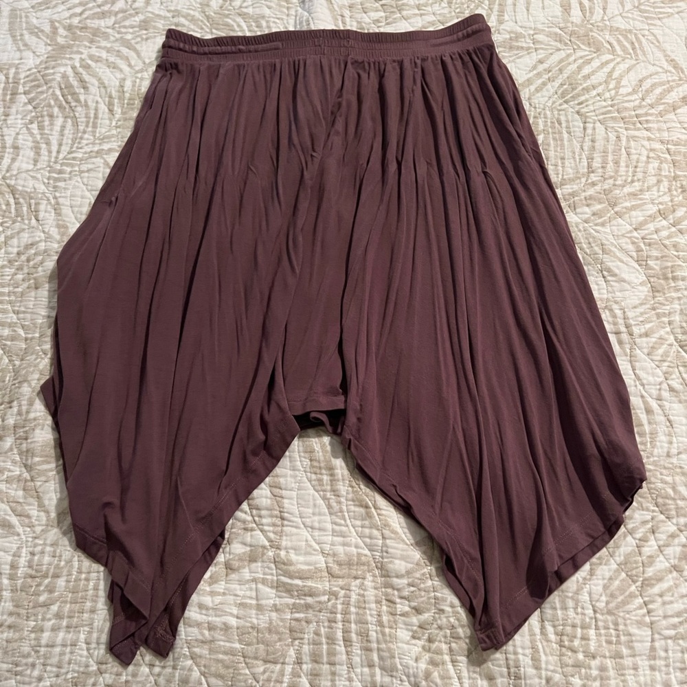 Halston Sharkbite Skirt